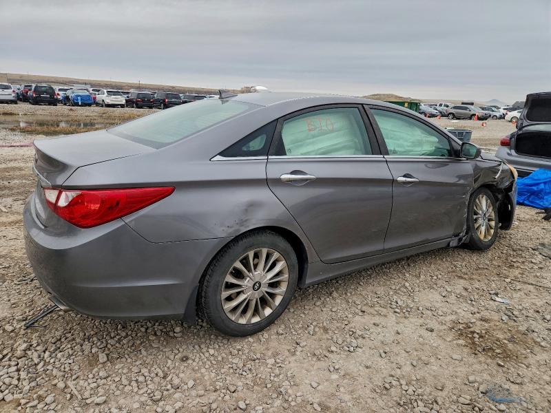 Photo 3 from auction – 2012 HYUNDAI SONATA SE with VIN 5NPEC4AC2CH366952