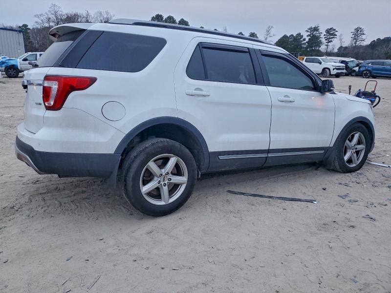 Photo 3 from auction – 2016 FORD EXPLORER with VIN 1FM5K8DH2GGC96781