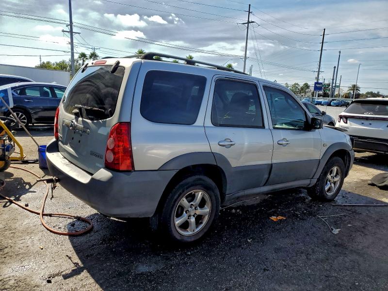 Photo 3 from auction – 2006 MAZDA TRIBUTE I with VIN 4F2YZ02Z56KM33038