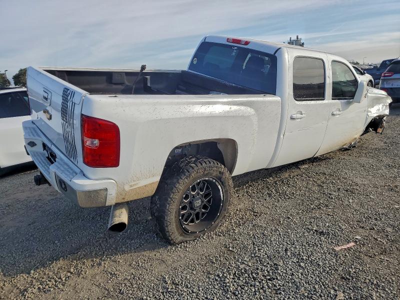 Photo 3 from auction – 2007 CHEVROLET SILVERADO with VIN 1GCHK23677F536363