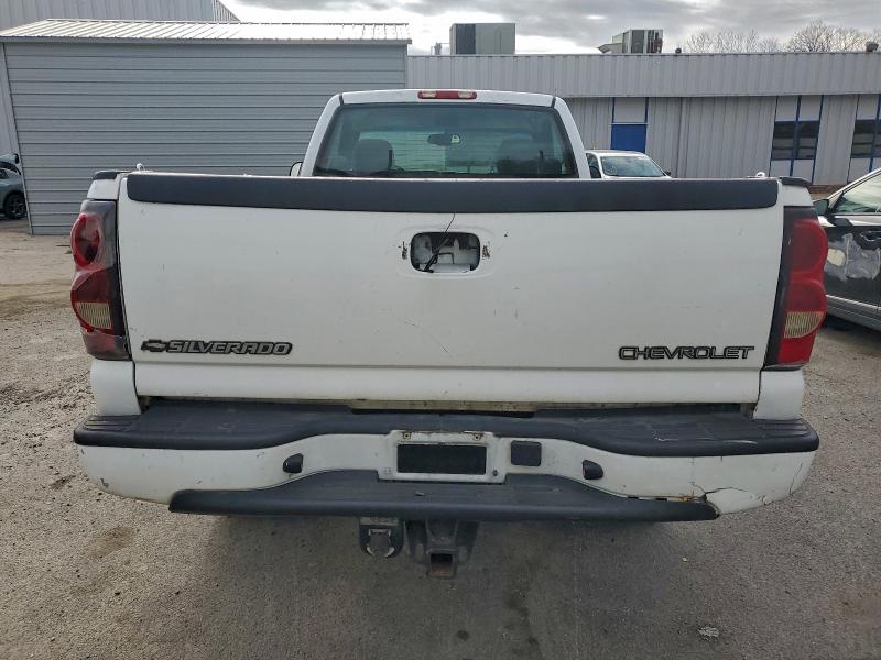 Photo 6 from auction – 2004 CHEVROLET SILVERADO with VIN 1GCGK24U74E381467