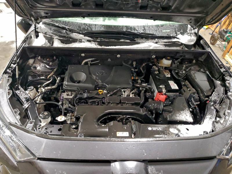 Photo 12 from auction – 2019 TOYOTA RAV4 LE with VIN JTMF1RFV3KJ023543