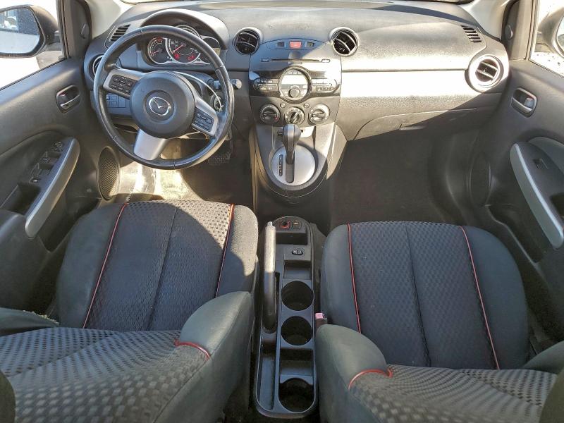 Photo 8 from auction – 2013 MAZDA MAZDA2 with VIN JM1DE1LY5D0161069