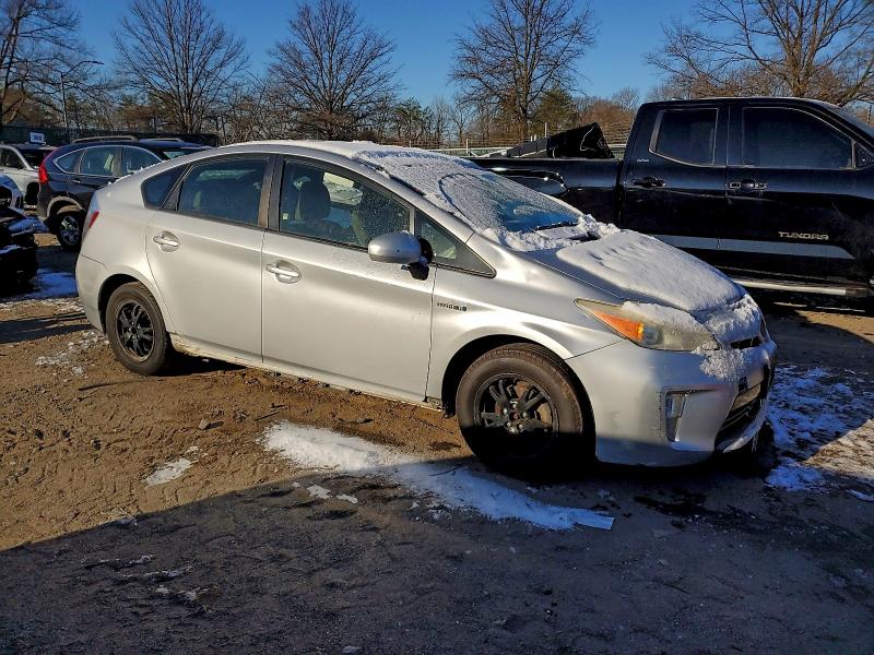 Фото 4 с аукциона – 2012 TOYOTA PRIUS с VIN JTDKN3DU0C5488382