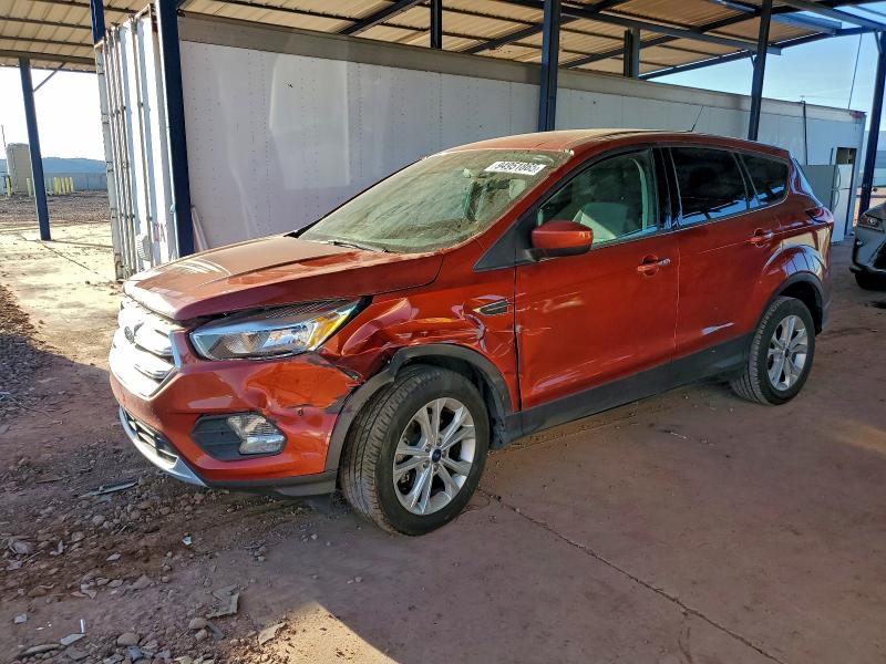 FORD ESCAPE SE 2019 with VIN 1FMCU0GD5KUB30583 - Photo from auction