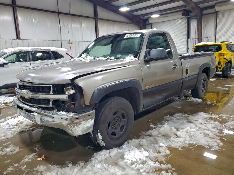 CHEVROLET SILVERADO 2001 with VIN 1GCEK14V21E173826 - Photo from auction