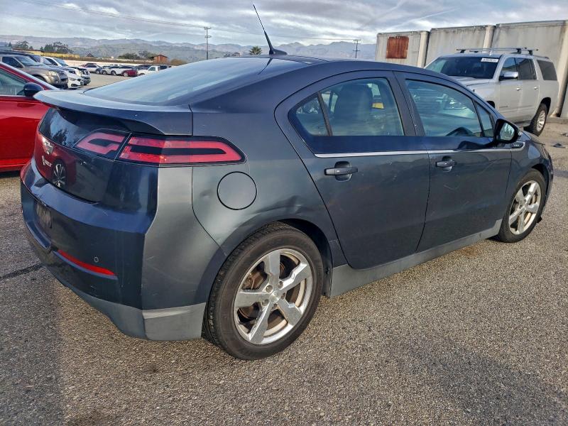 Photo 3 from auction – 2013 CHEVROLET VOLT with VIN 1G1RH6E48DU132770
