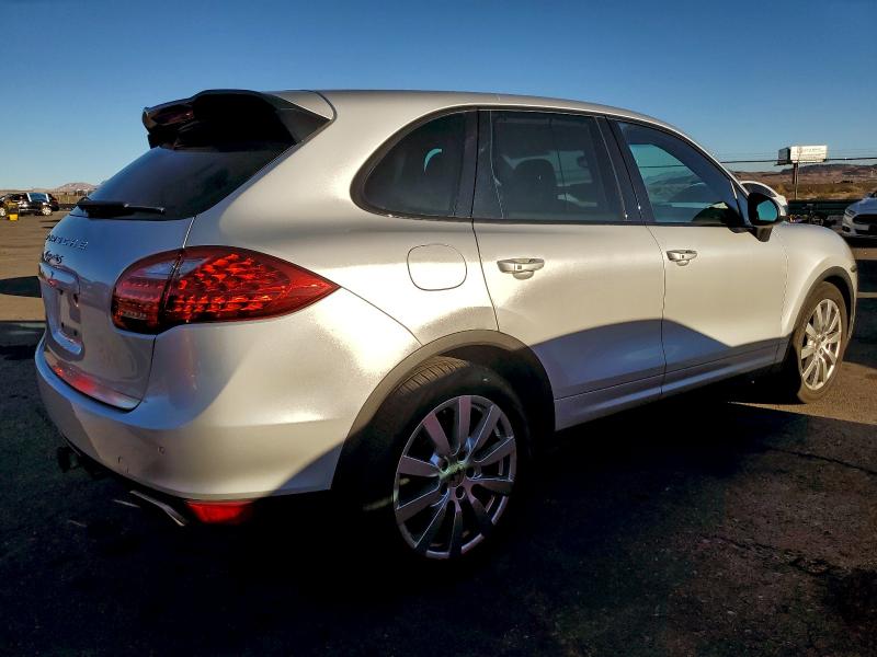 Foto 3 de la subasta – 2013 PORSCHE CAYENNE S con VIN WP1AB2A27DLA81396