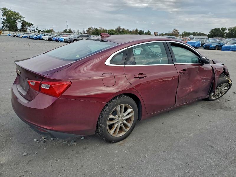 Photo 3 from auction – 2016 CHEVROLET MALIBU LT with VIN 1G1ZE5ST3GF280770