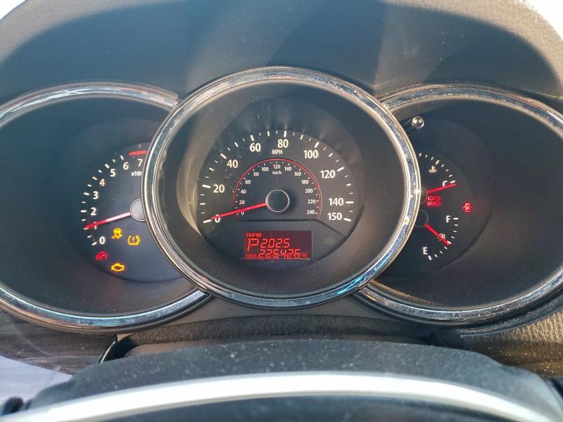 Photo 9 from auction – 2011 KIA SORENTO BA with VIN 5XYKT3A16BG162138