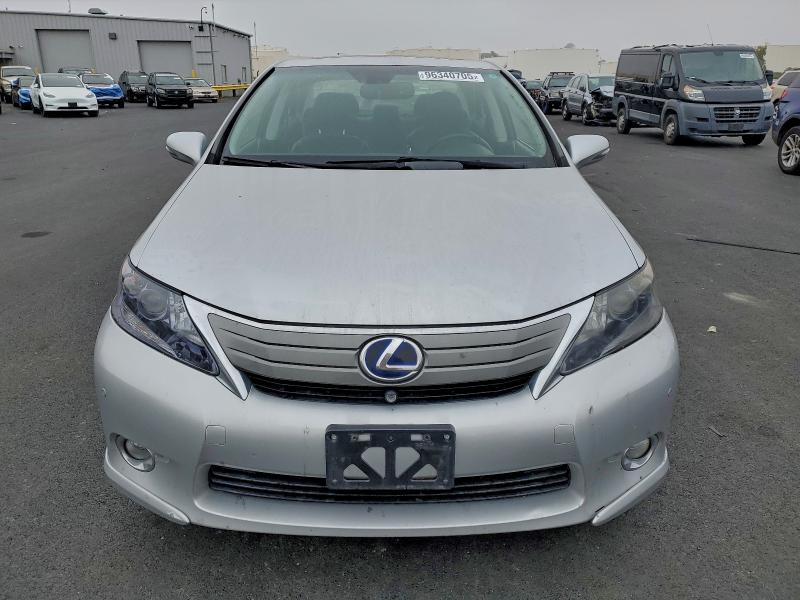 Photo 5 from auction – 2010 LEXUS HS 250H with VIN JTHBB1BA9A2037695