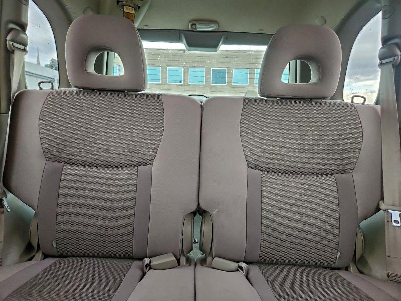 Photo 10 from auction – 2005 TOYOTA RAV4 with VIN JTEHD20V150066574