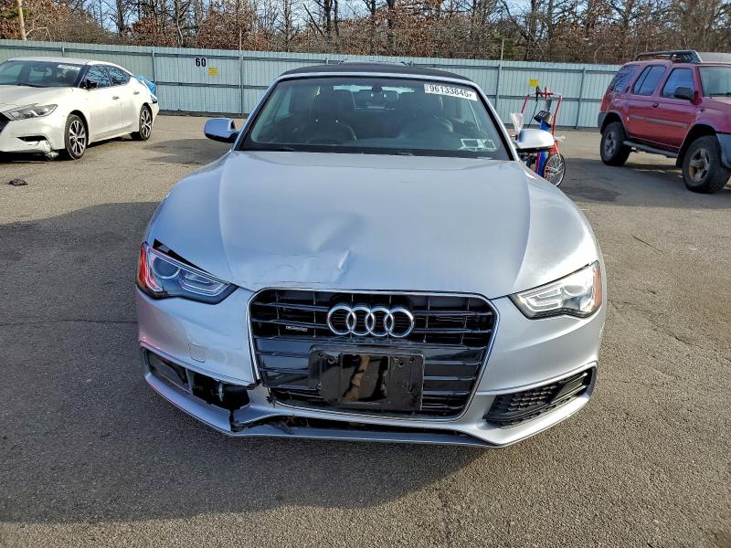 Foto 5 de la subasta – 2016 AUDI A5 PREMIUM con VIN WAUM2AFH8GN003690
