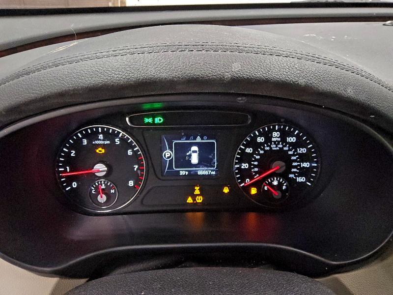 Photo 9 from auction – 2017 KIA SORENTO LX with VIN 5XYPGDA3XHG326016
