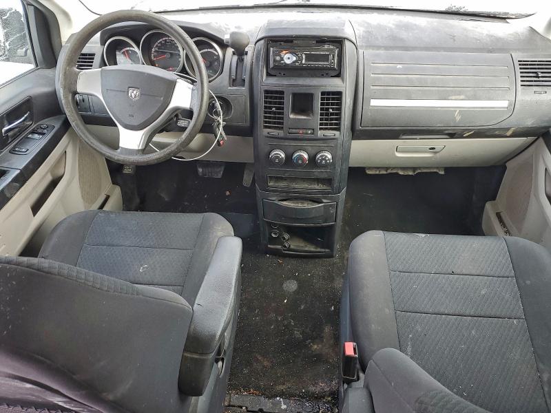 Photo 8 from auction – 2010 DODGE GRAND CARA with VIN 2D4RN4DE4AR476882