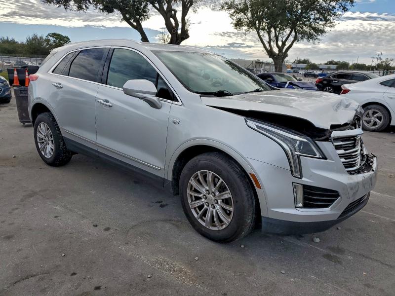 Photo 4 from auction – 2017 CADILLAC XT5 with VIN 1GYKNARS7HZ194161