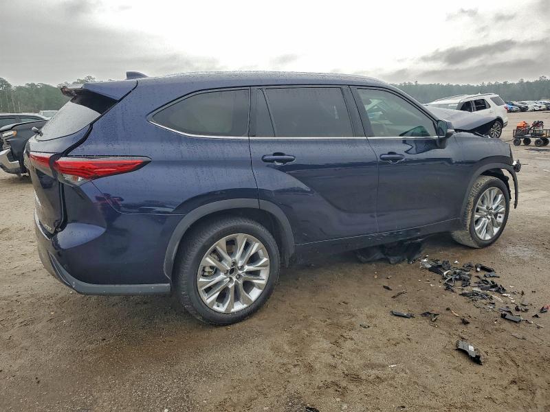 Photo 3 from auction – 2020 TOYOTA HIGHLANDER with VIN 5TDYZRAH5LS017119