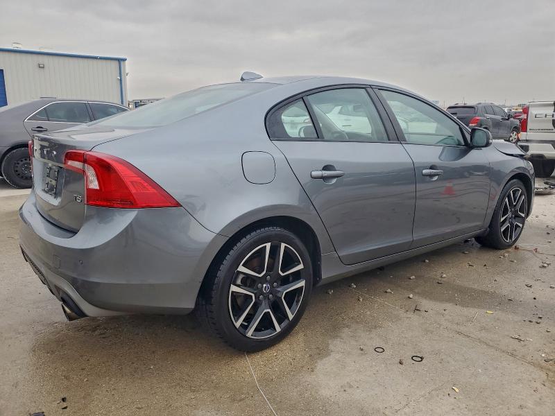 Photo 3 from auction – 2017 VOLVO S60 with VIN YV126MFL8H2439215