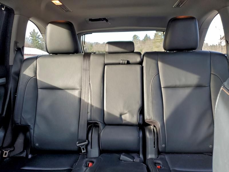 Photo 10 from auction – 2016 TOYOTA HIGHLANDER with VIN 5TDJKRFH9GS328301