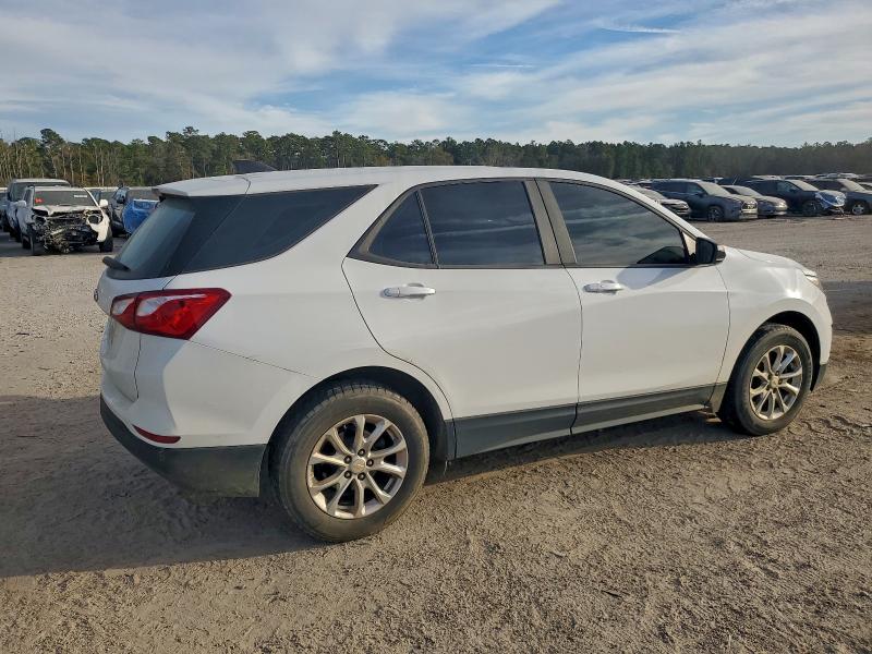Photo 3 from auction – 2020 CHEVROLET EQUINOX with VIN 2GNAXFEV9L6256762