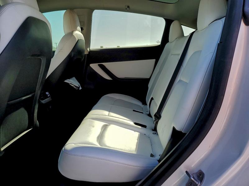 Photo 11 from auction – 2022 TESLA MODEL Y with VIN 7SAYGDEF0NF388247