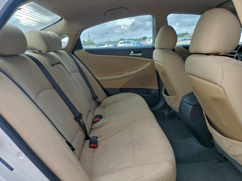 Photo 10 from auction – 2012 HYUNDAI SONATA GLS with VIN 5NPEB4AC6CH326327