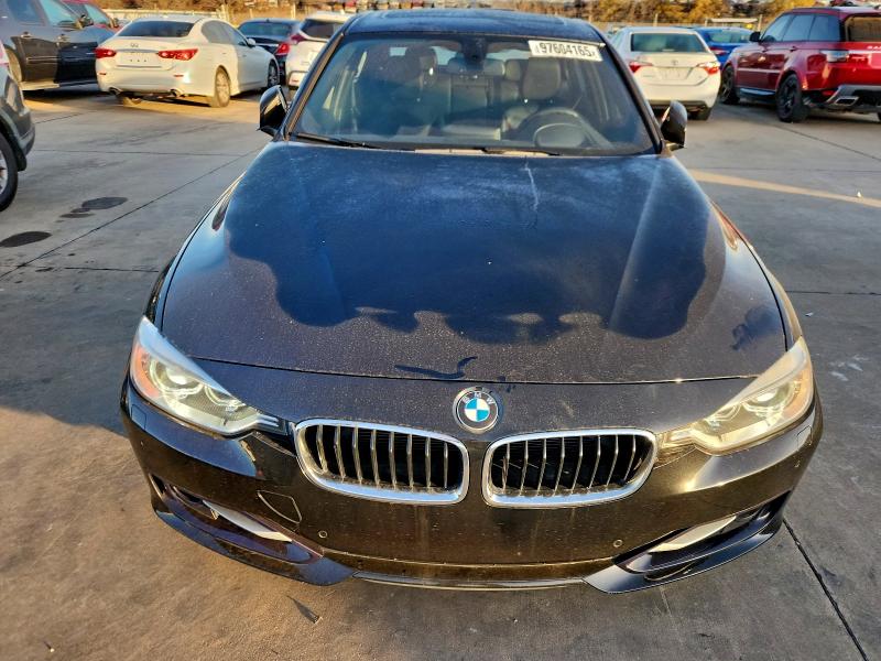 Photo 5 from auction – 2013 BMW 328 I with VIN WBA3A5C57DF358355