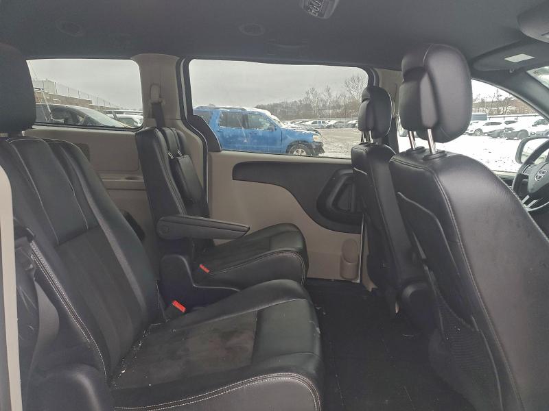 Photo 11 from auction – 2019 DODGE GRAND CARA with VIN 2C4RDGCG5KR648469