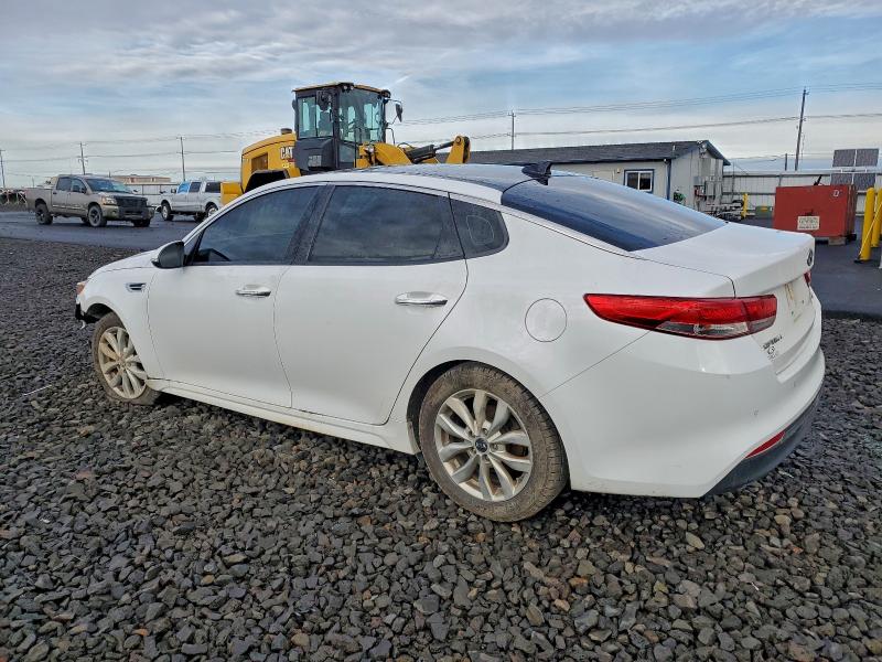 Photo 2 from auction – 2016 KIA OPTIMA EX with VIN 5XXGU4L3XGG103869