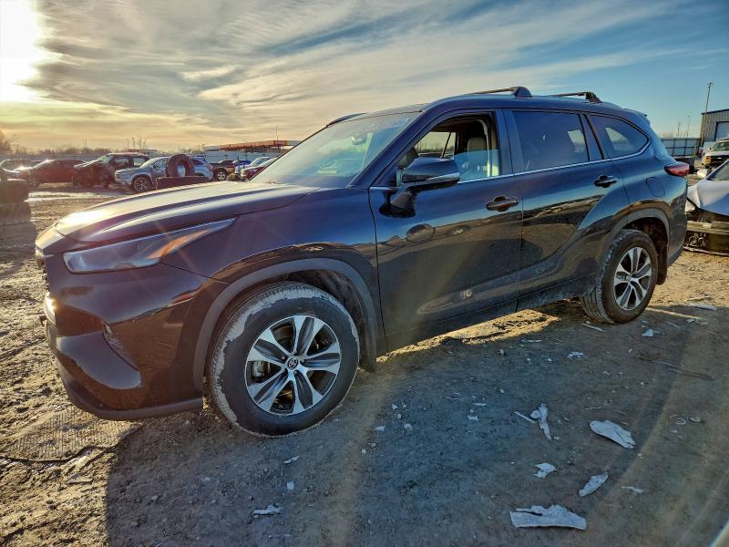 TOYOTA HIGHLANDER 2023 with VIN 5TDKDRBH9PS503053 - Photo from auction