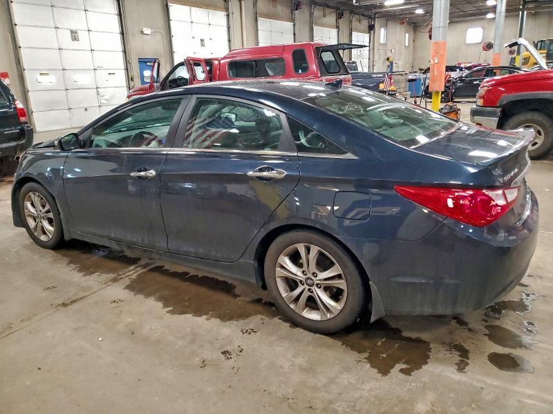 Photo 2 from auction – 2013 HYUNDAI SONATA SE with VIN 5NPEC4AC0DH571297