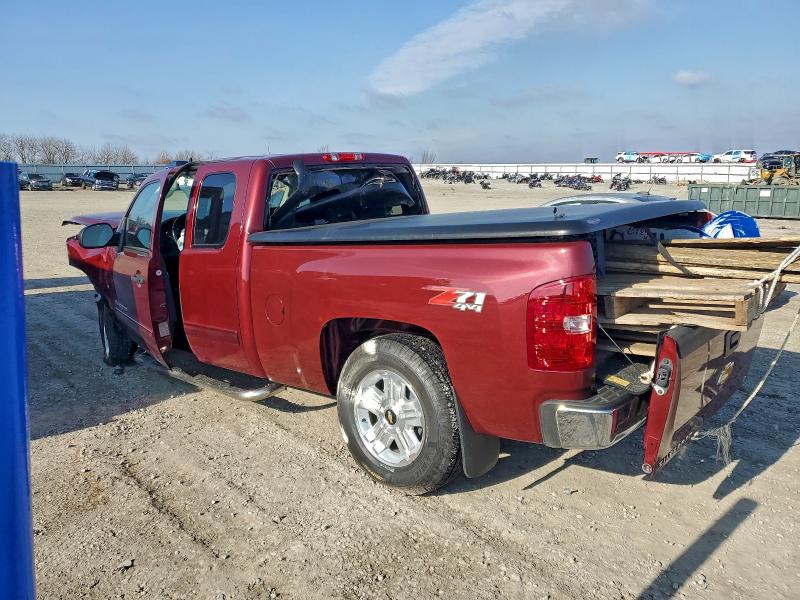 Photo 2 from auction – 2013 CHEVROLET SILVERADO with VIN 1GCRKSE76DZ365447