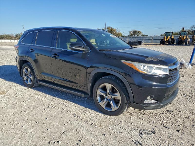 Photo 4 from auction – 2014 TOYOTA HIGHLANDER with VIN 5TDYKRFH8ES005403