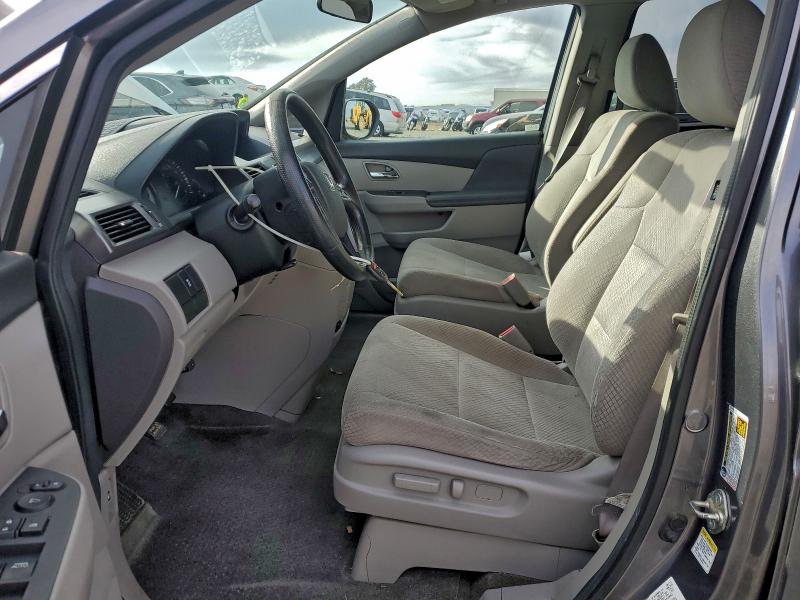 Photo 7 from auction – 2014 HONDA ODYSSEY LX with VIN 5FNRL5H27EB017839