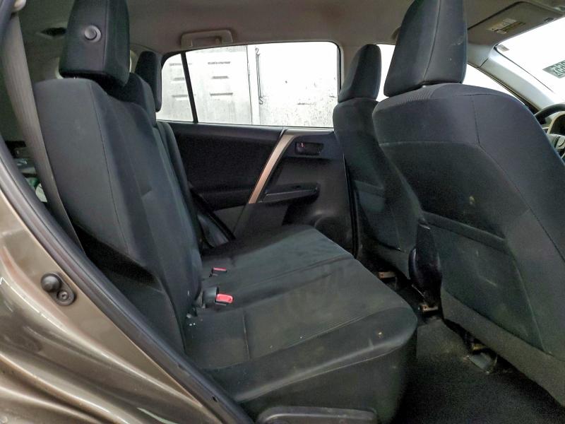 Photo 11 from auction – 2014 TOYOTA RAV4 LE with VIN JTMZFREV8ED029602