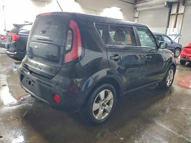 Photo 3 from auction – 2017 KIA SOUL with VIN KNDJN2A24H7882746