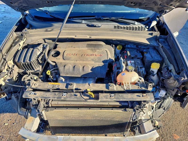 Photo 11 from auction – 2016 JEEP RENEGADE L with VIN ZACCJBBT8GPD00385