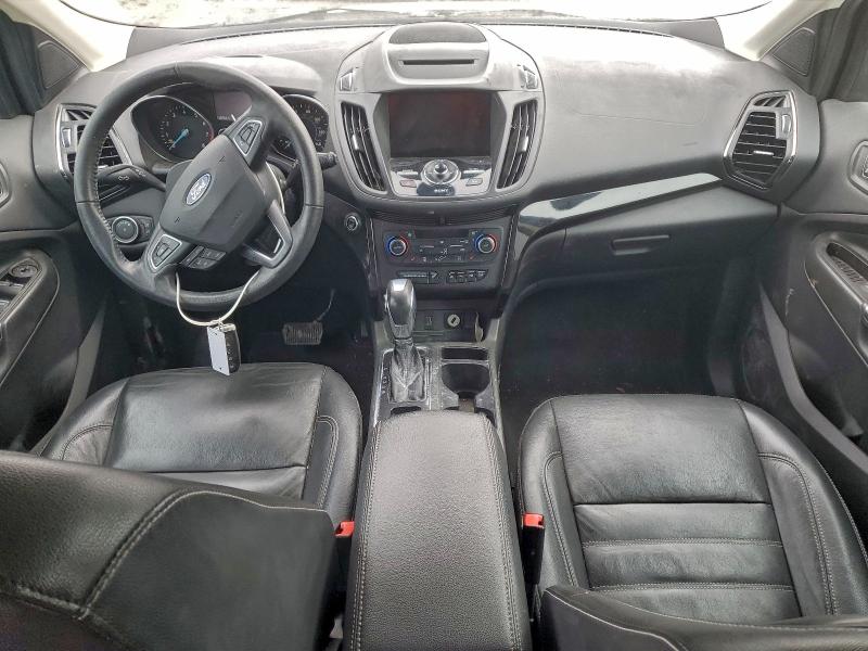 Photo 8 from auction – 2018 FORD ESCAPE with VIN 1FMCU9J94JUC07127