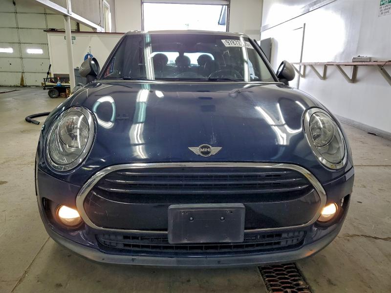 Photo 5 from auction – 2016 MINI COOPER CLU with VIN WMWLN5C52G2E06637