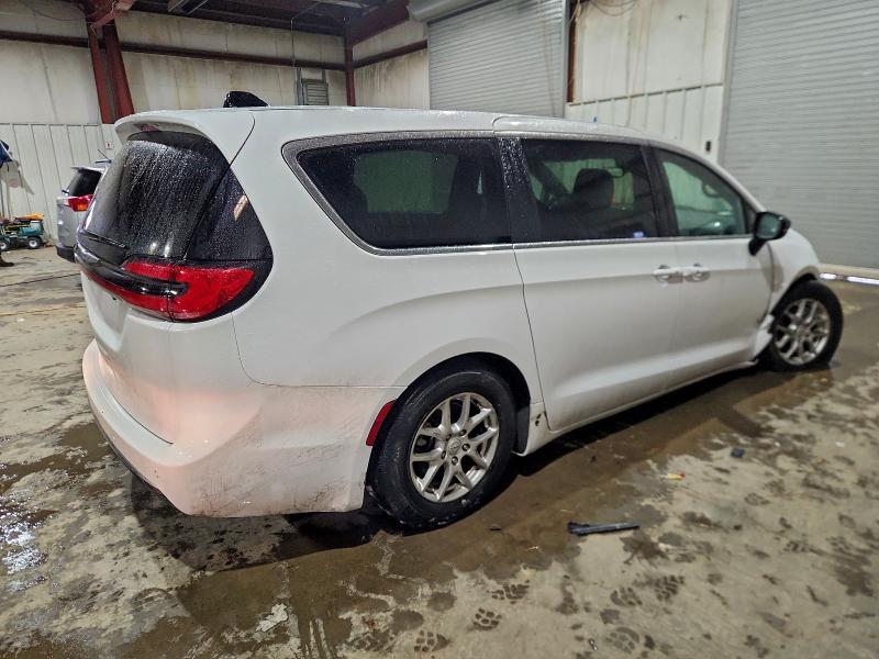 Photo 3 from auction – 2025 CHRYSLER PACIFICA S with VIN 2C4RC1BG2SR574820