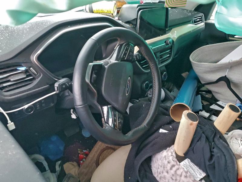 Photo 8 from auction – 2022 FORD ESCAPE with VIN 1FMCU9J97NUA78841