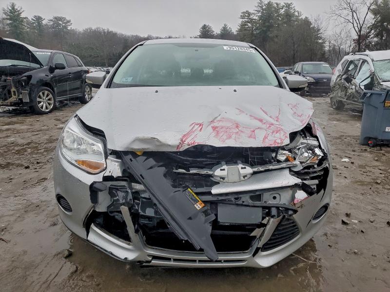 Photo 5 from auction – 2013 FORD FOCUS SE with VIN 1FADP3F28DL329854