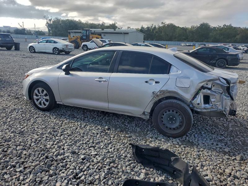Photo 2 from auction – 2022 TOYOTA COROLLA LE with VIN JTDEPMAE1NJ192131