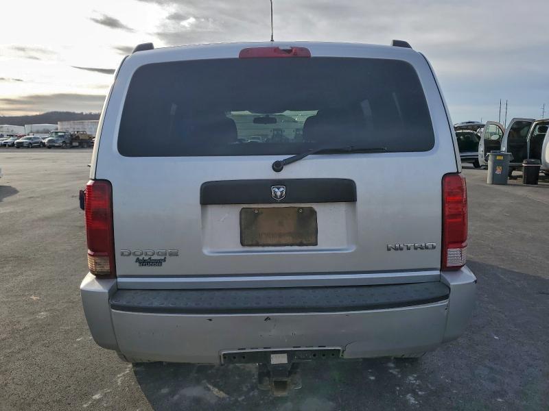 Photo 6 from auction – 2010 DODGE NITRO HEAT with VIN 1D4PT4GK0AW173524