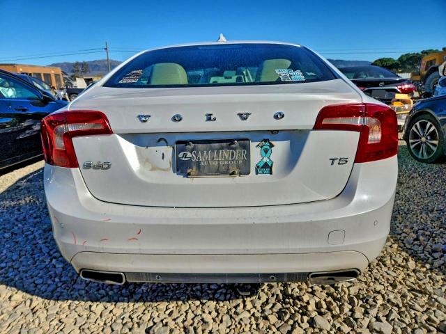 Photo 6 from auction – 2015 VOLVO S60 with VIN YV126MFK4F2357146