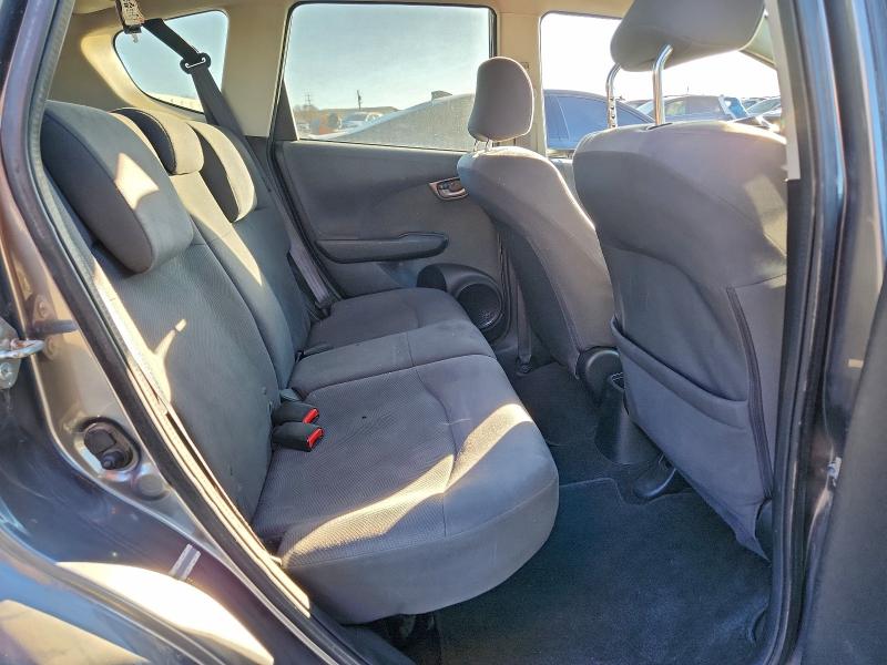 Photo 10 from auction – 2013 HONDA FIT with VIN JHMGE8H30DC078620