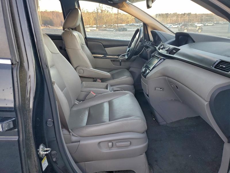 Photo 11 from auction – 2014 HONDA ODYSSEY EX with VIN 5FNRL5H65EB106554