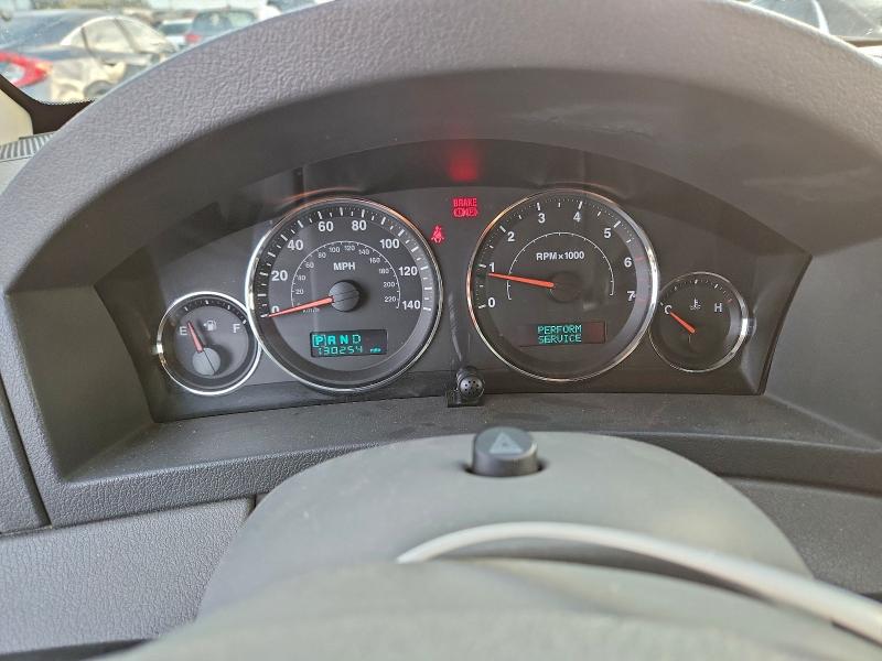 Photo 9 from auction – 2006 JEEP GRAND CHER with VIN 1J8HS68276C251877