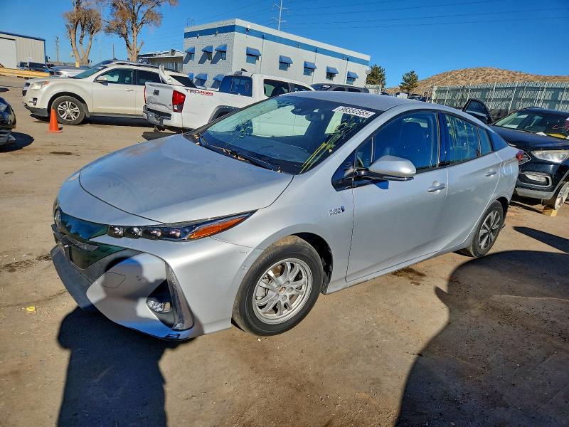 TOYOTA PRIUS PRIM 2018 with VIN JTDKARFP2J3071909 - Photo from auction