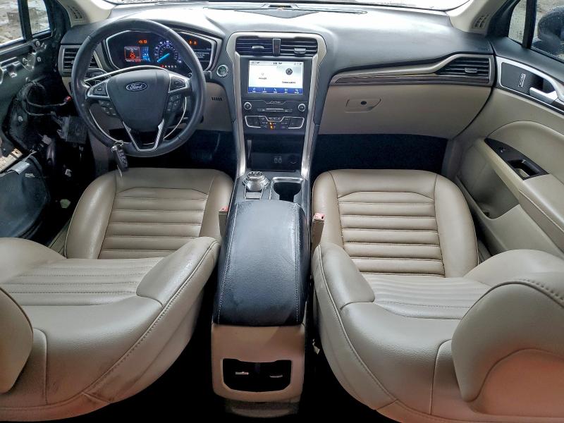 Photo 8 from auction – 2019 FORD FUSION SEL with VIN 3FA6P0CD6KR150109